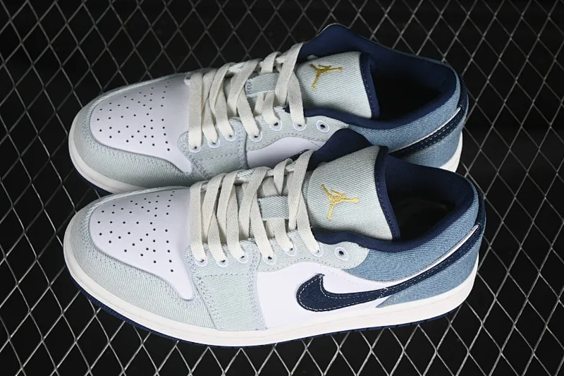 All categories Air Jordan Jordan series basketball shoes Air Jordan 1 Low G version pure original Air Jordan 1 Low "Canadian Tuxedo" AJ1 Joe 1 cowboy trend low-top basketball shoes IH0648-141